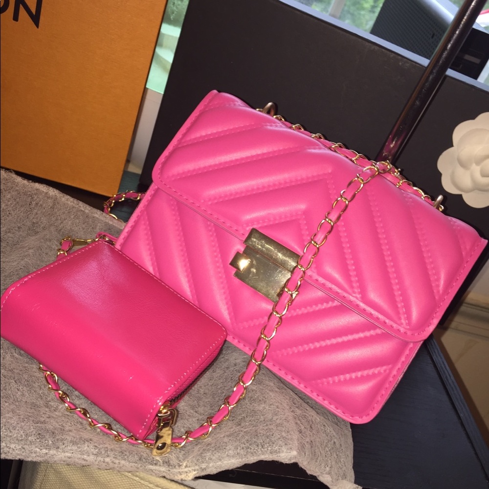 NWOT Barbie pink crossbody with matching wallet